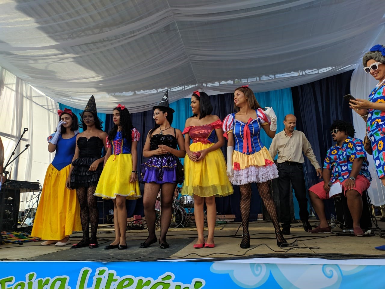 Camacã: 5° Feira Literária homenageia artistas locais